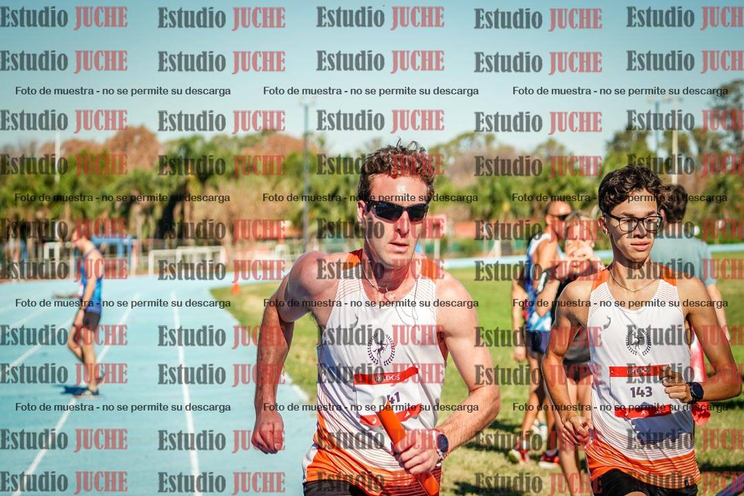 Fotos durante los relevos