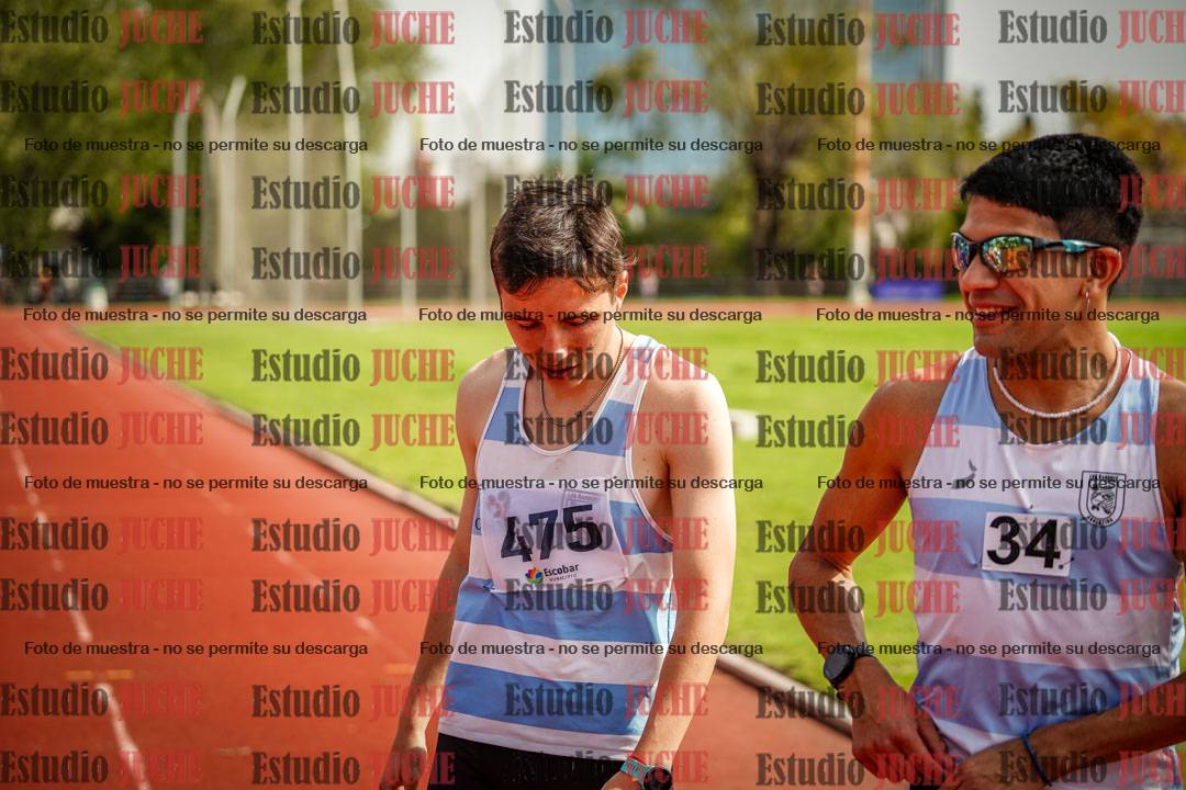 Fotos de los 3000 m llanos de varones