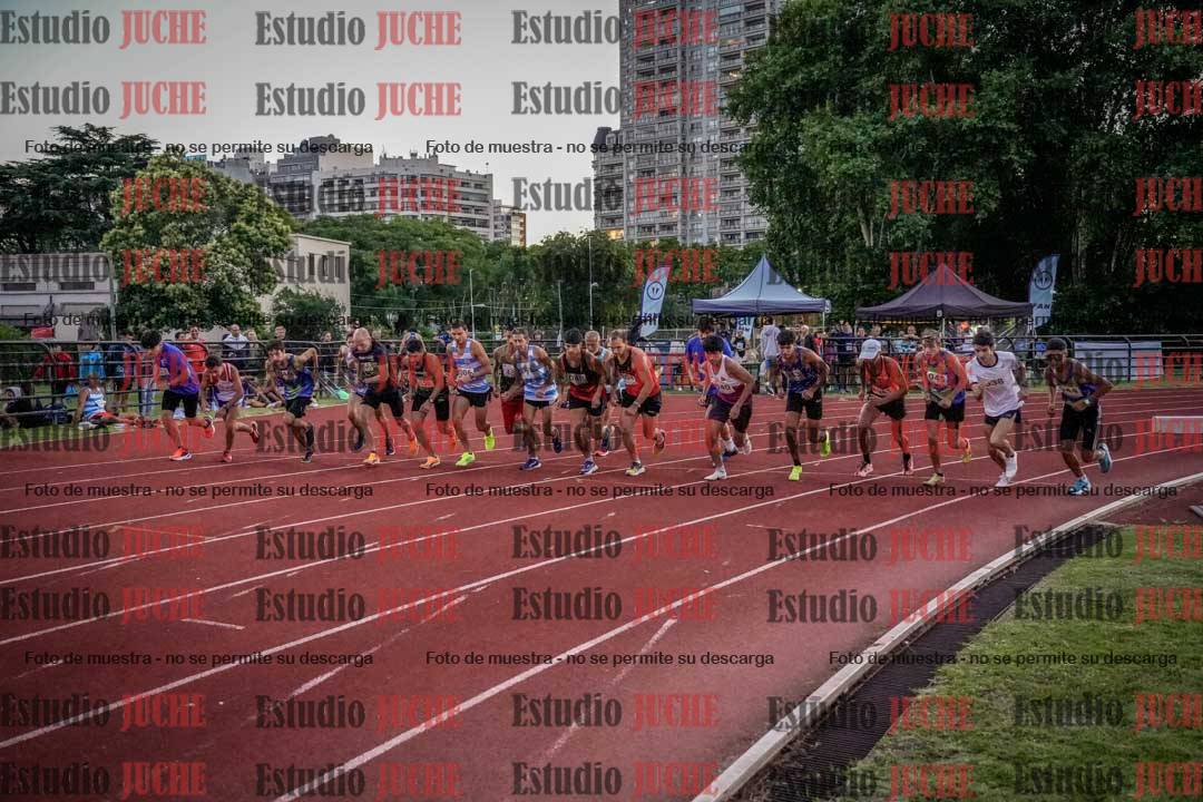 Fotos de los 1500 m llanos de varones