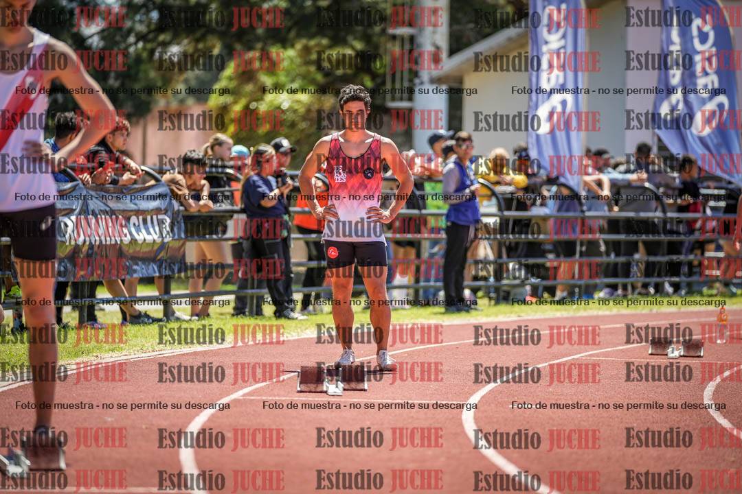 Fotos de los 400 m llanos de varones