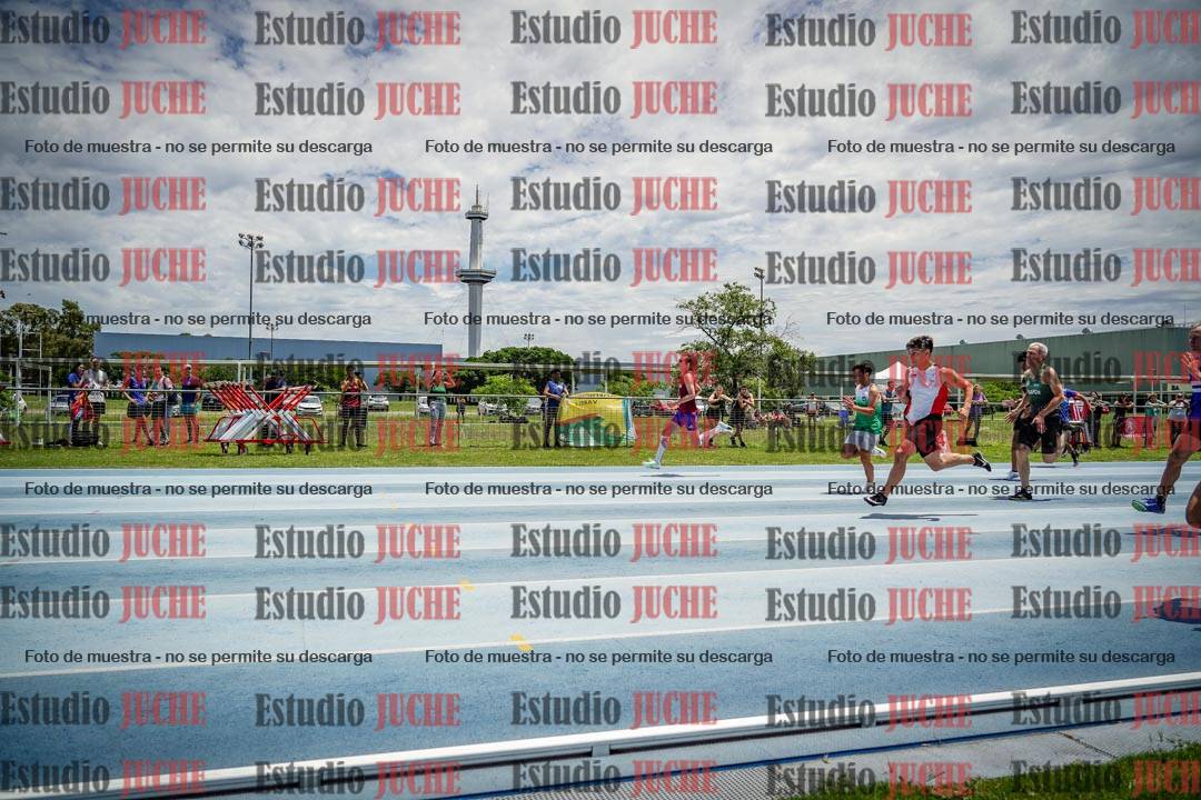 Fotos de los 100 m llanos de varones