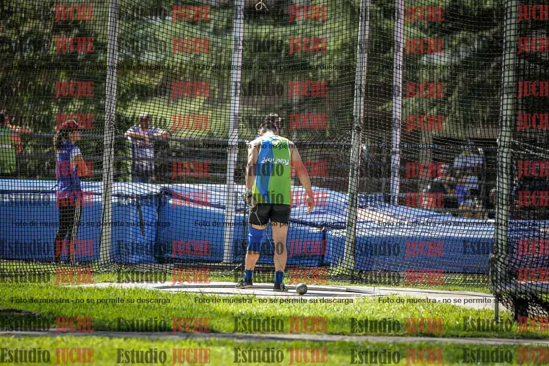 Fotos del lanzamiento de martillo de varones