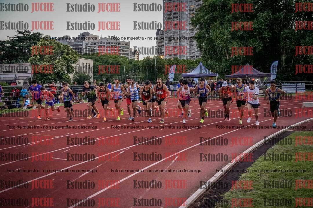 Fotos de los 1500 m llanos de varones
