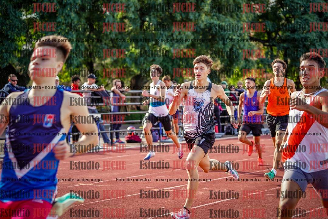 Fotos de los 400 m llanos de varones