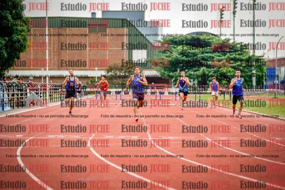 Fotos de los 400 m con vallas de varones