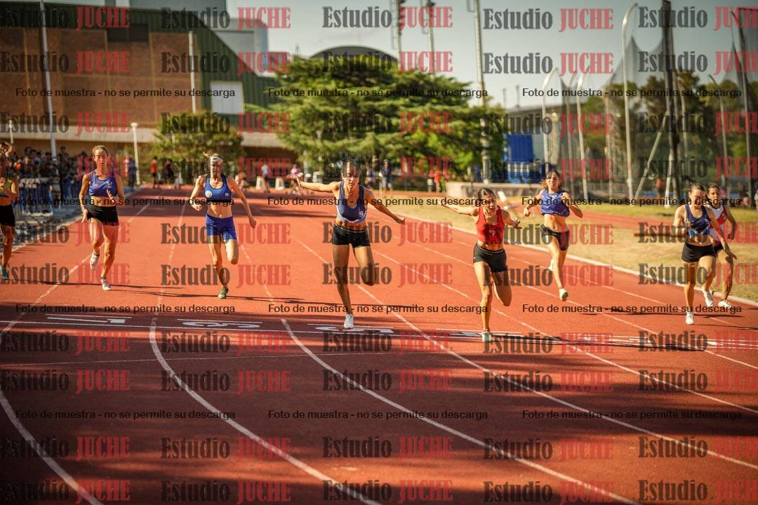 Fotos de los 100 m llanos de mujeres - FINAL U20