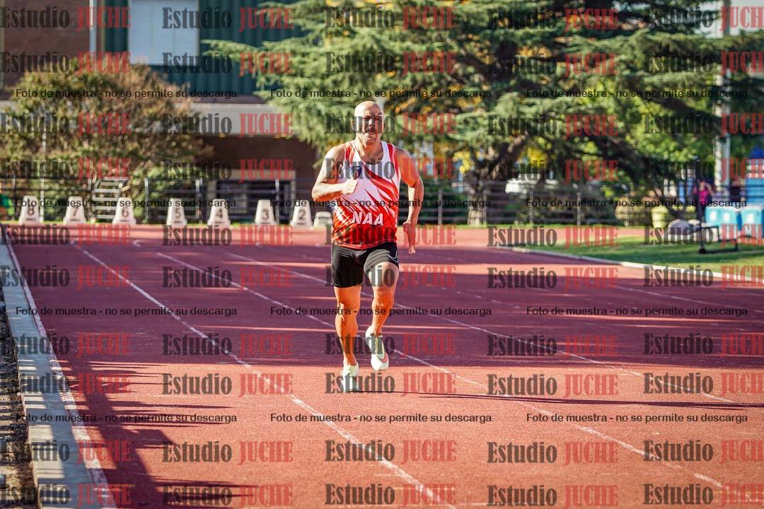 Fotos de los 400 m llanos de varones