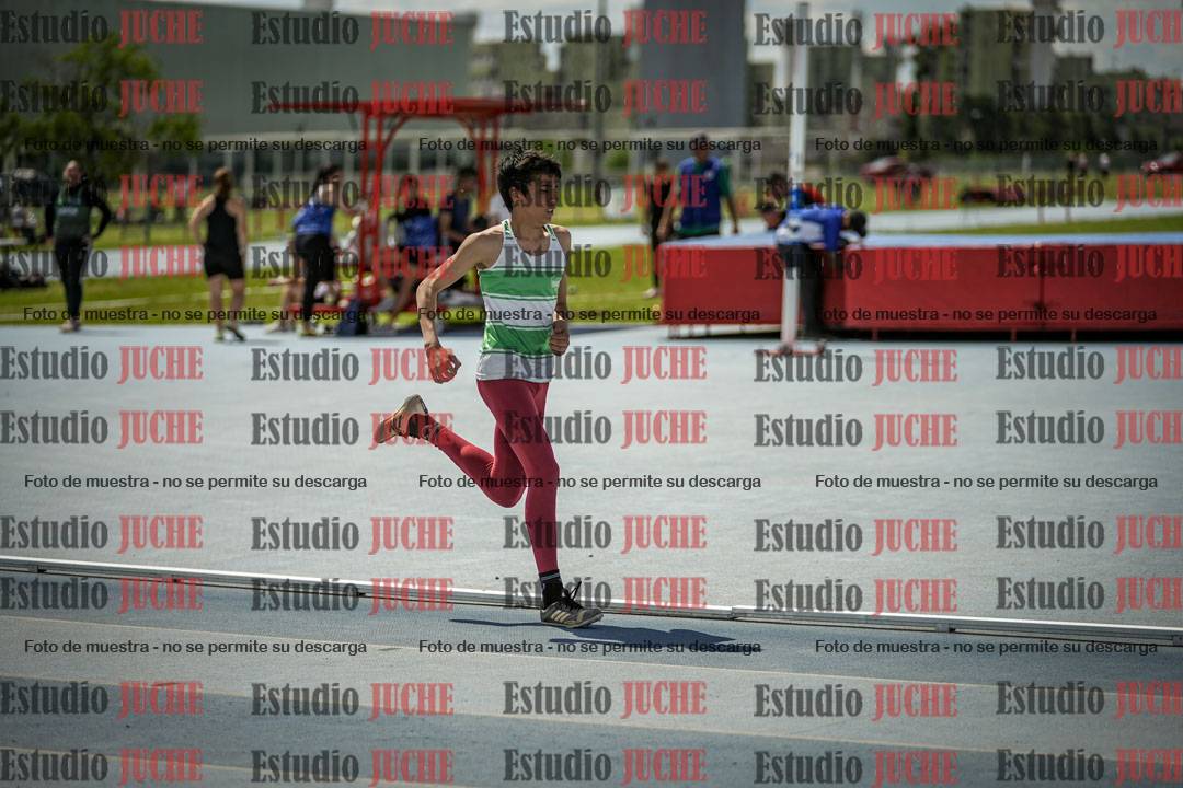 Fotos de los 400 m llanos de varones