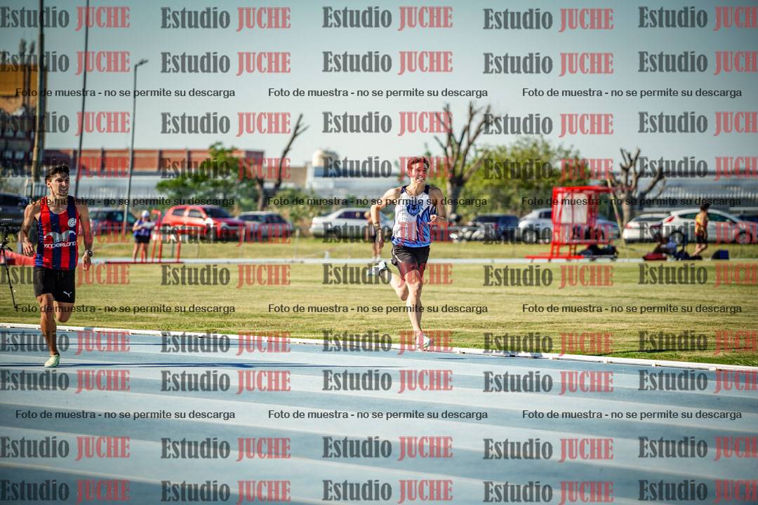 Fotos de los 400 m llanos de varones