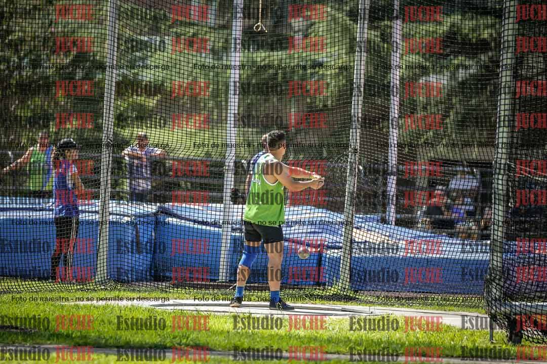 Fotos del lanzamiento de martillo de varones
