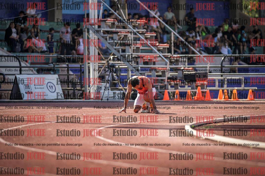 Fotos de los 400 m llanos de varones