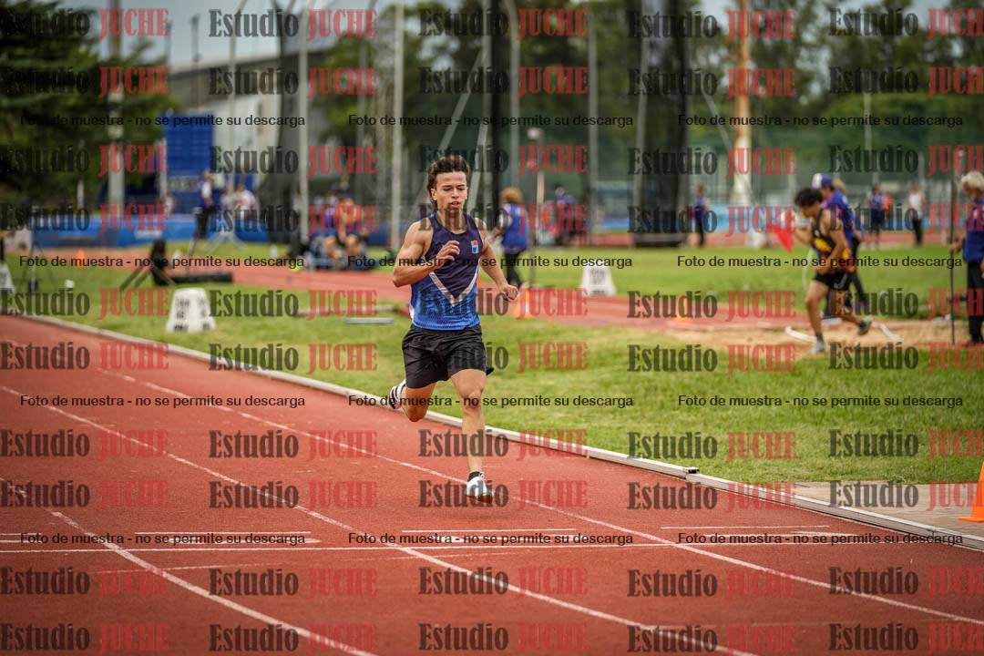 Fotos de los 400 m llanos de varones