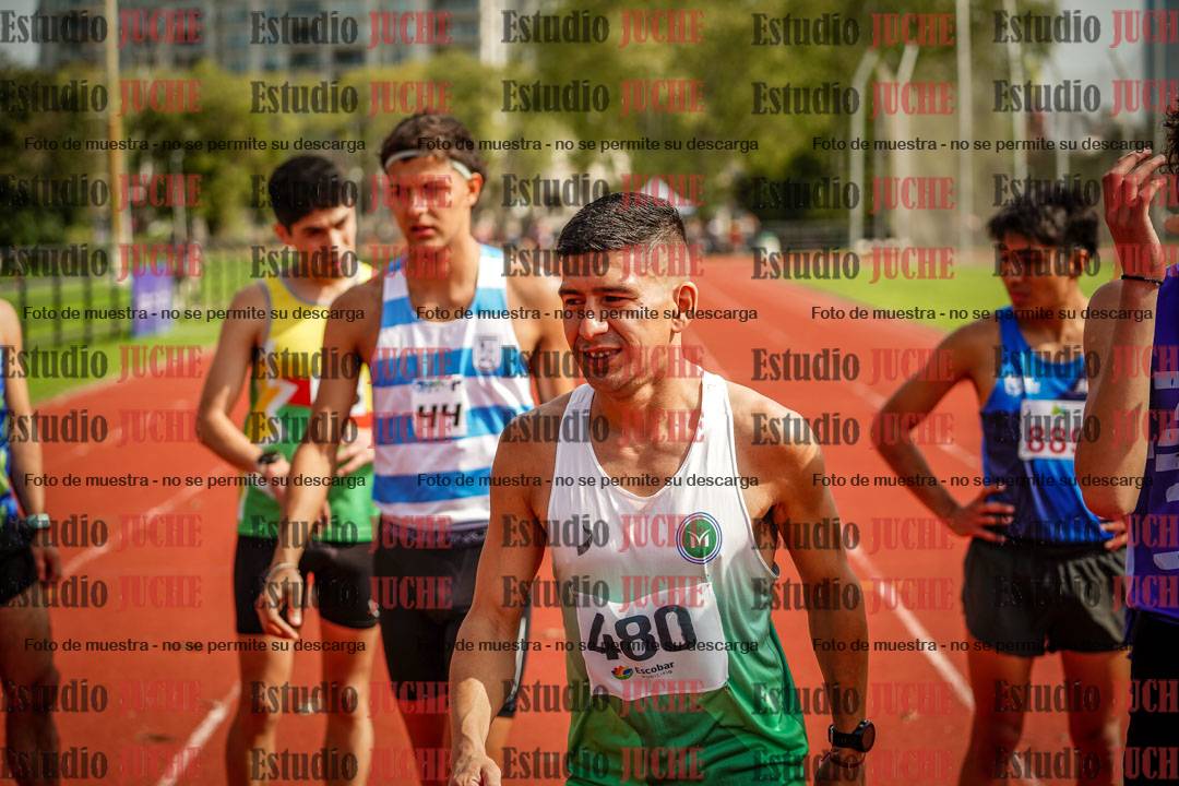 Fotos de los 3000 m llanos de varones