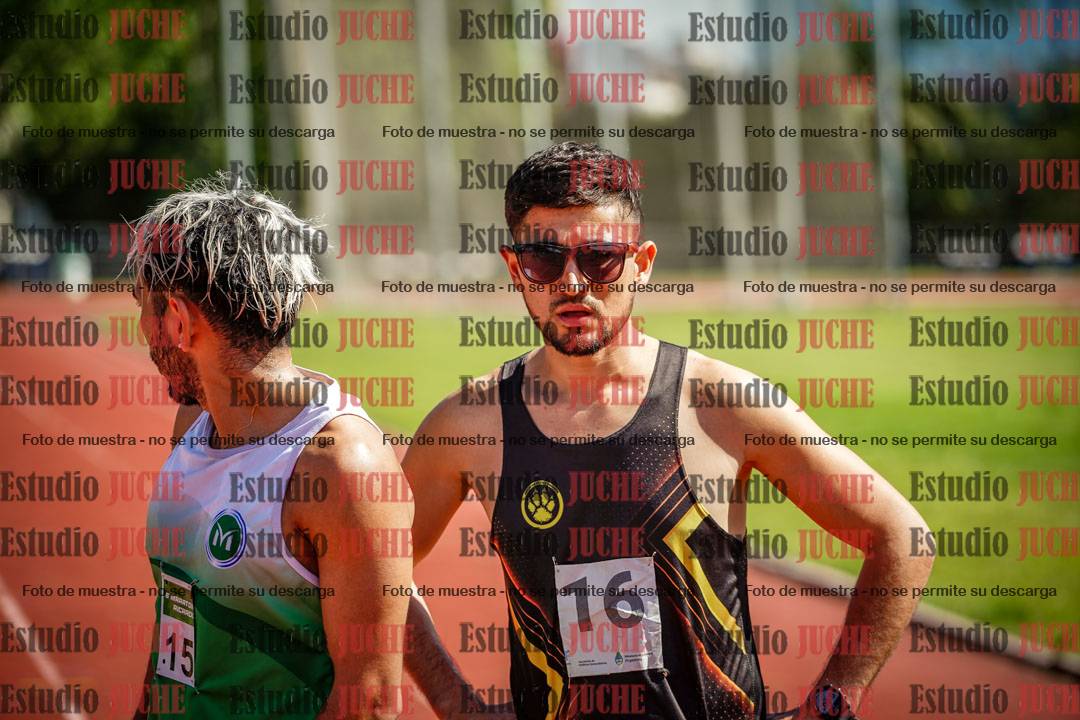 Fotos de los 5000 m llanos de mujeres y varones