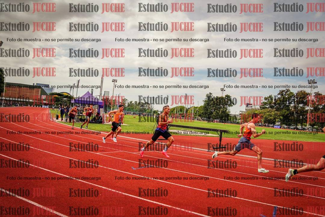 Fotos de los 800 m de varones