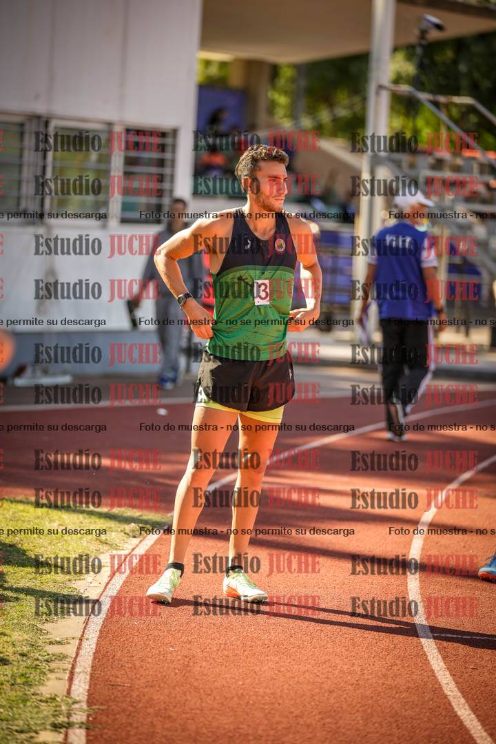 Fotos de los 800 m llanos de varones