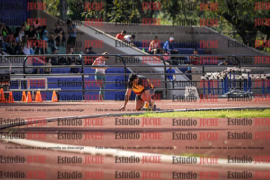 Fotos de los 400 m llanos de varones