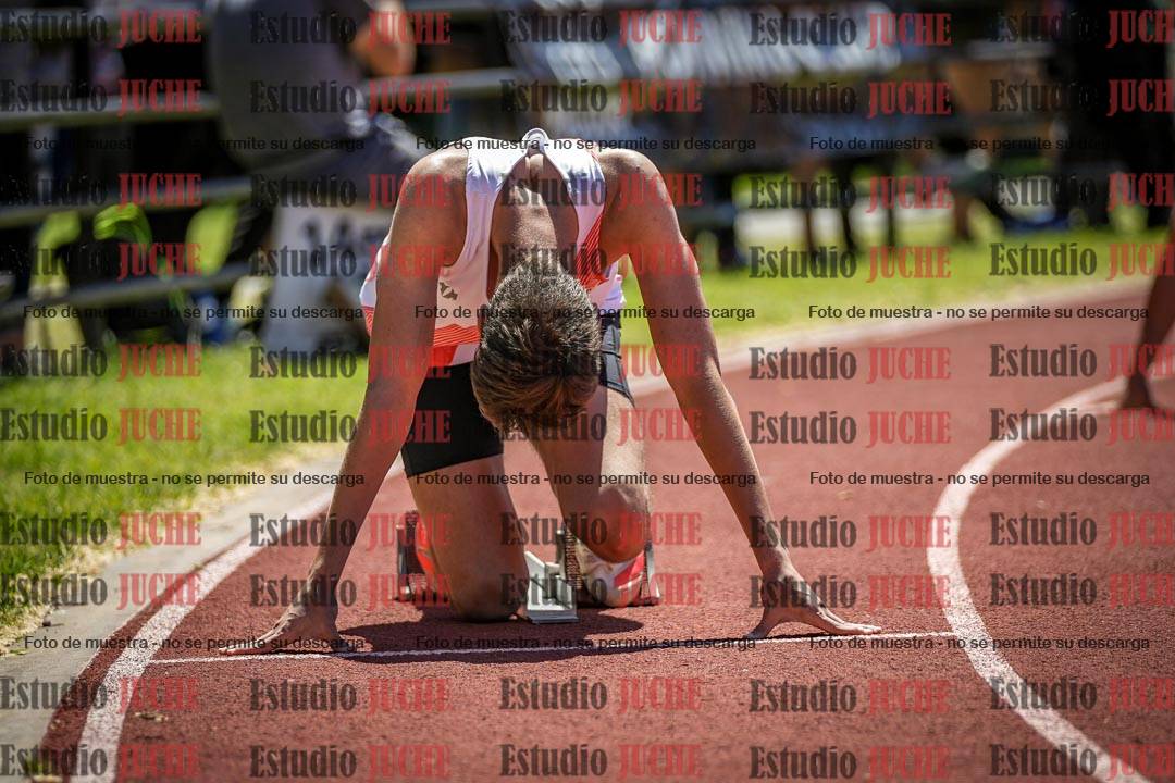 Fotos de los 400 m llanos de varones