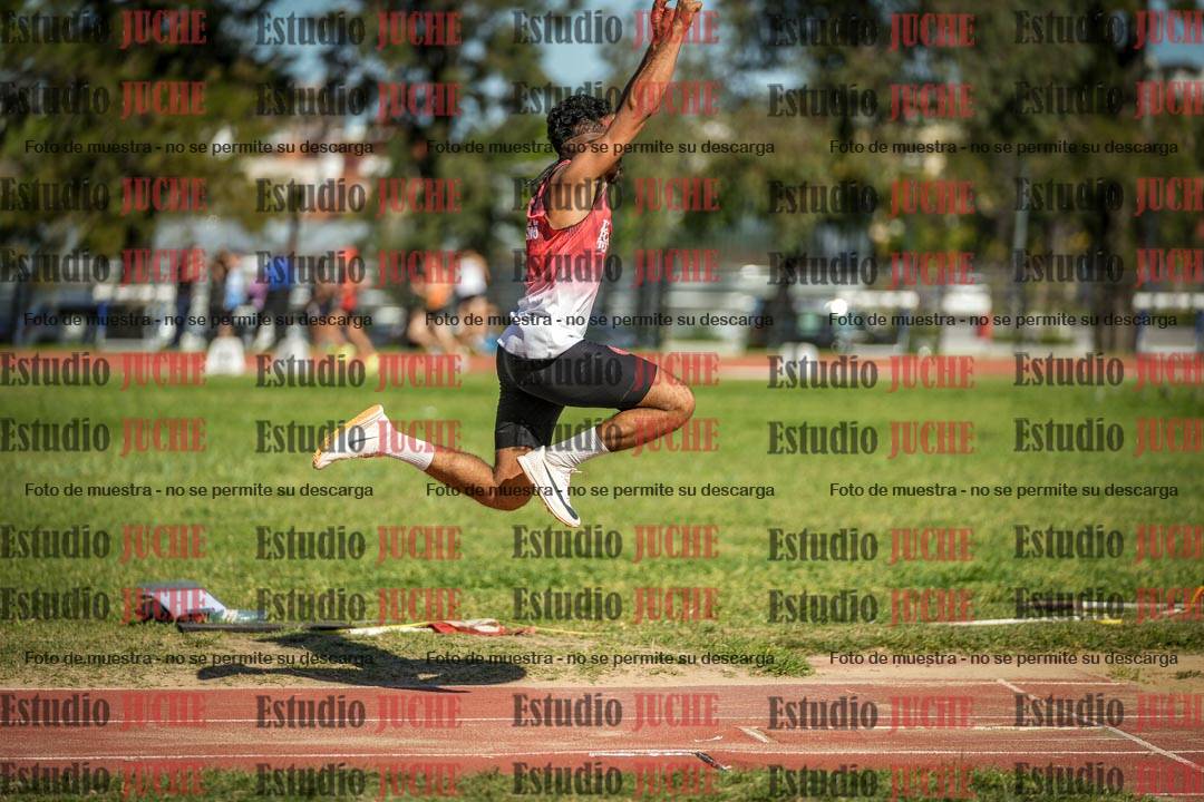 Fotos del salto triple de varones