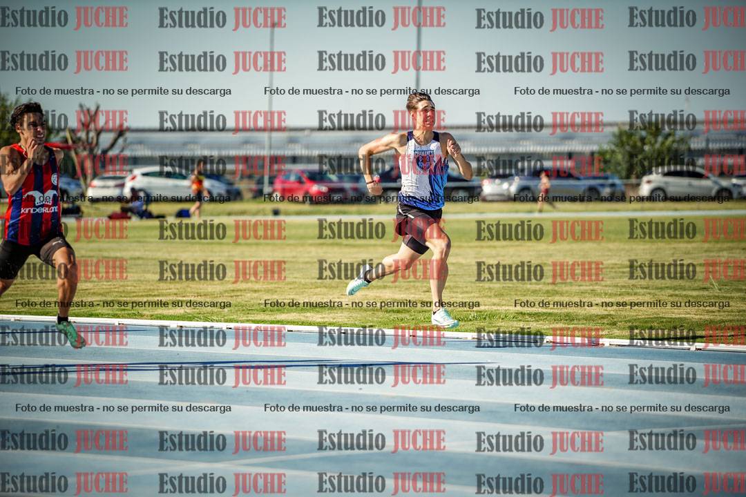 Fotos de los 400 m llanos de varones