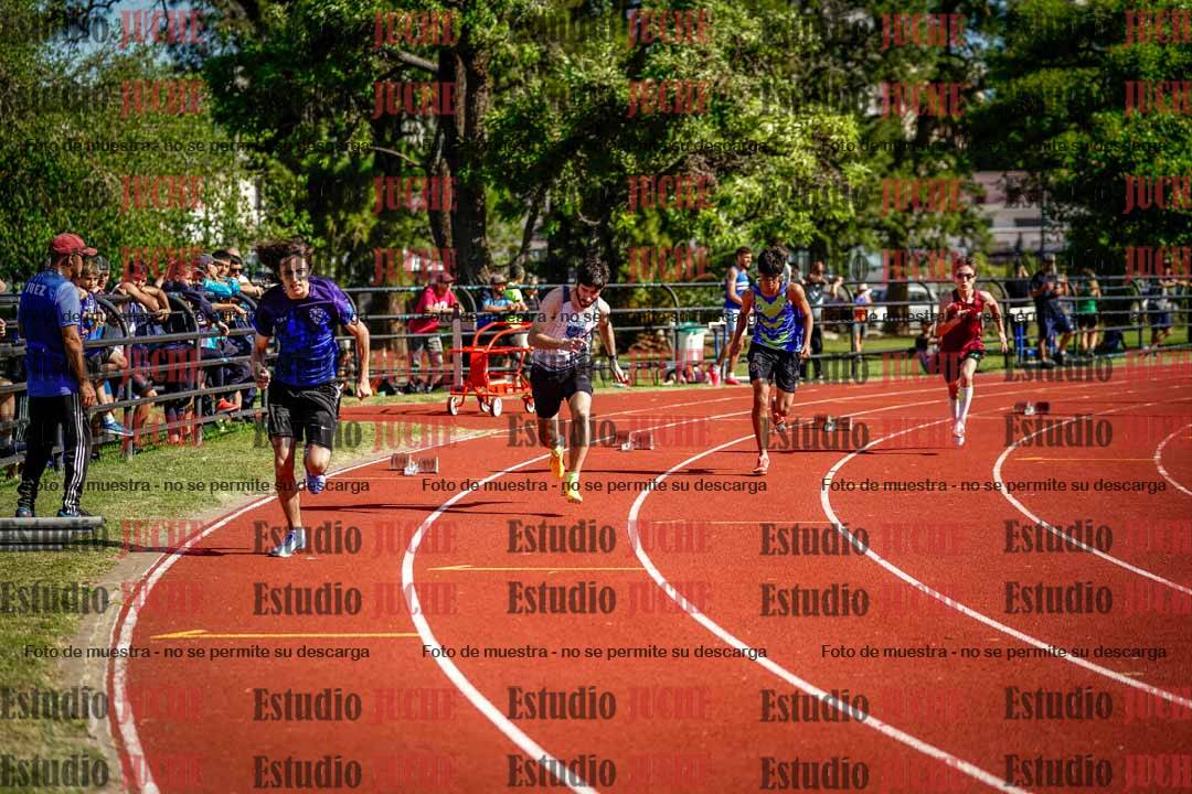 Fotos de los 200 m llanos de varones