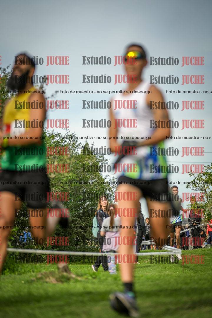 Fotos de la llegada del cross de 8000 m
