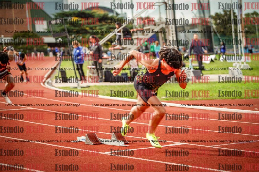 Fotos de los 400 m llanos de varones