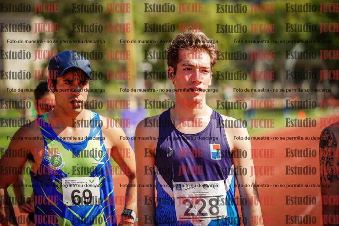 Fotos de los 5000 m llanos de mujeres y varones
