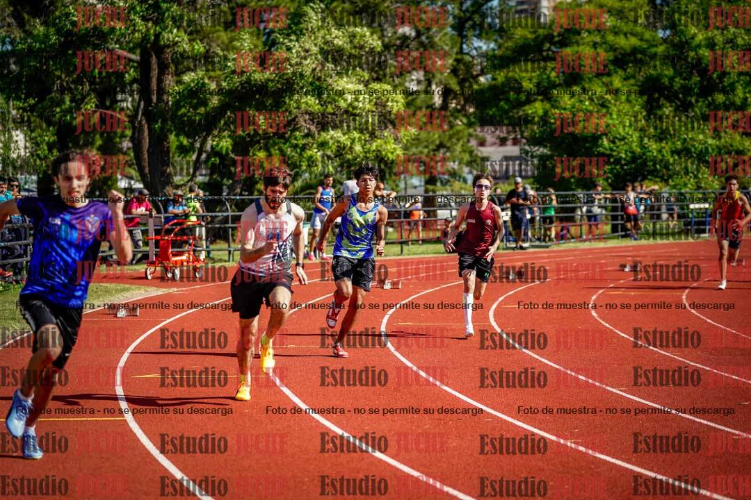 Fotos de los 200 m llanos de varones