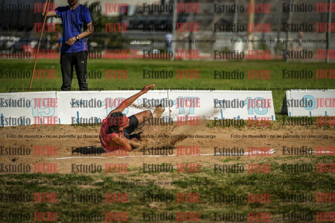 Fotos del salto triple de varones
