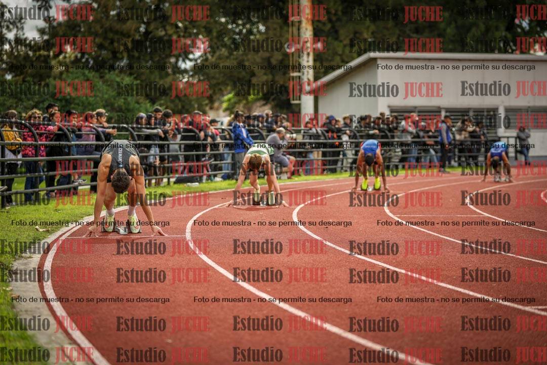 Fotos de los 400 m llanos de varones