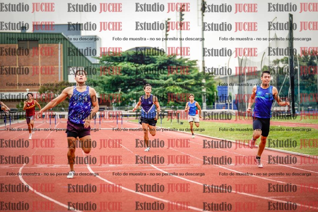 Fotos de los 400 m con vallas de varones