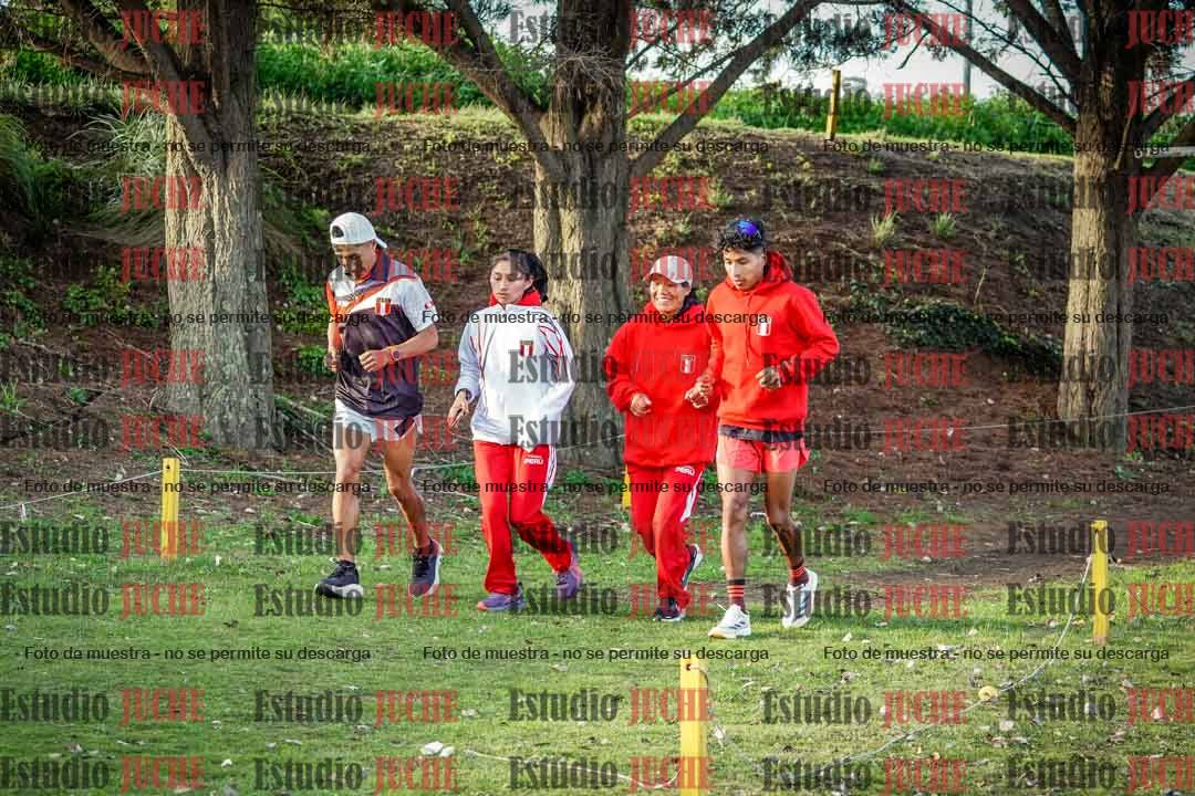 Fotos de algunos extras y podios del día 3