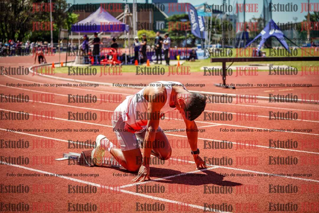 Fotos de los 400 m llanos de varones