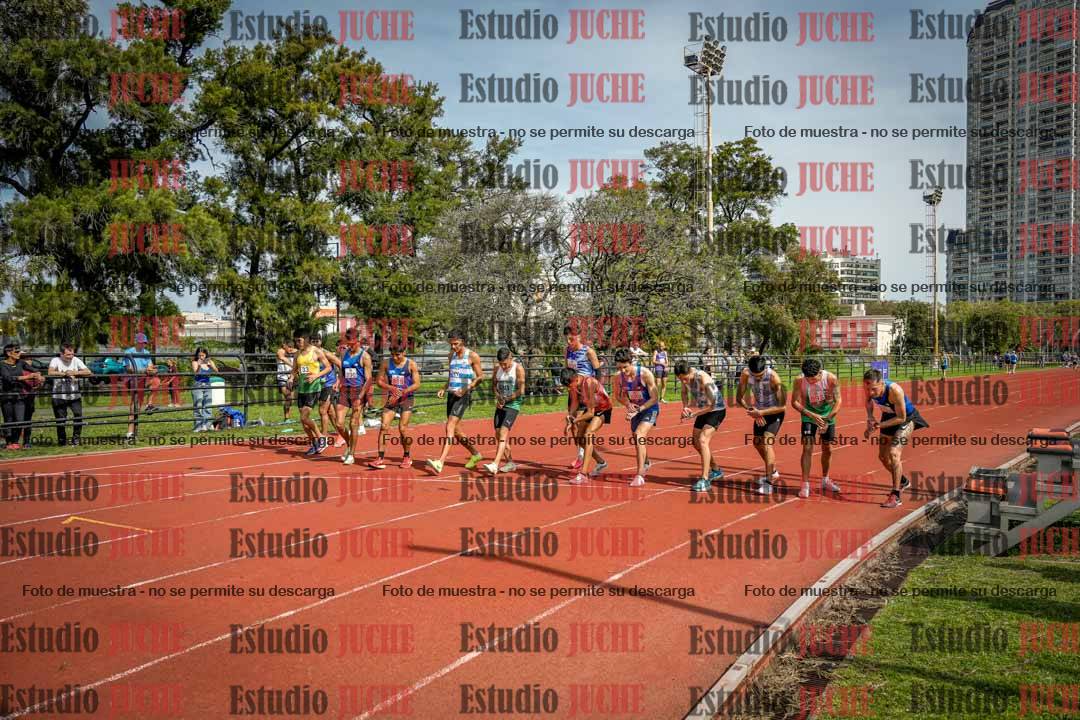 Fotos de los 3000 m llanos de varones