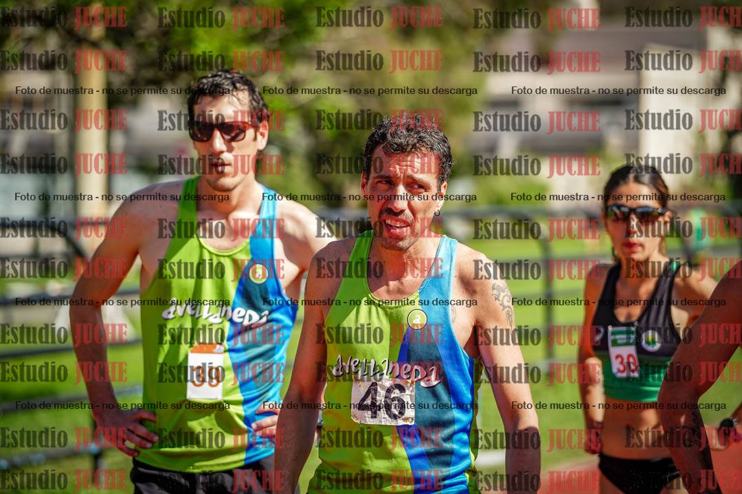 Fotos de los 5000 m llanos de mujeres y varones