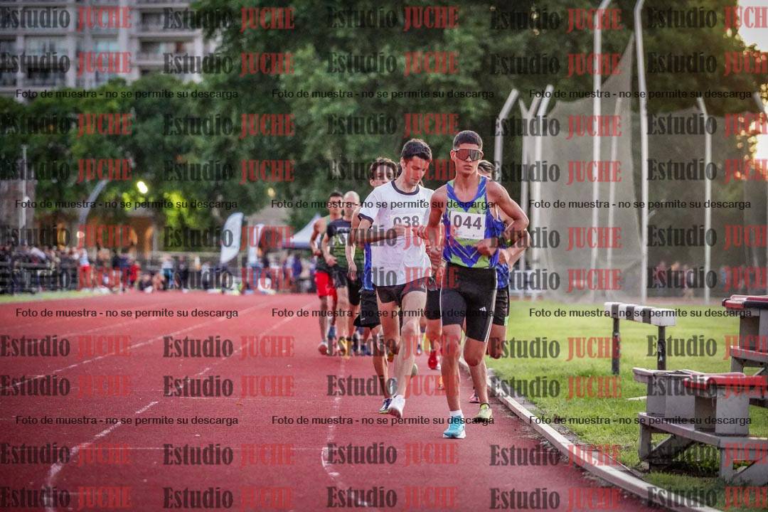 Fotos de los 1500 m llanos de varones