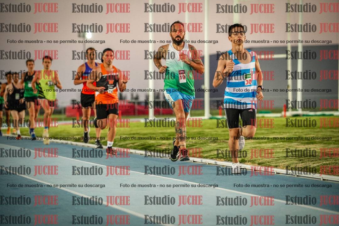 Fotos de los 3000 m llanos de varones