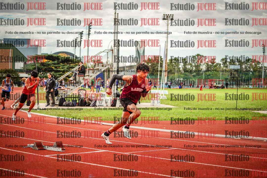 Fotos de los 400 m llanos de varones