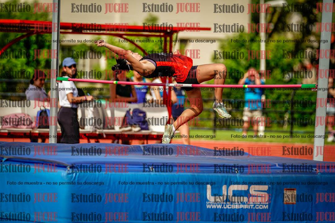 Fotos del salto en alto de mujeres