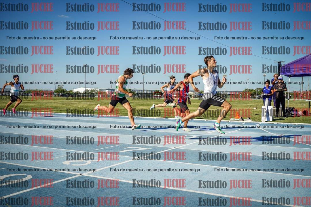 Fotos de los 400 m llanos de varones