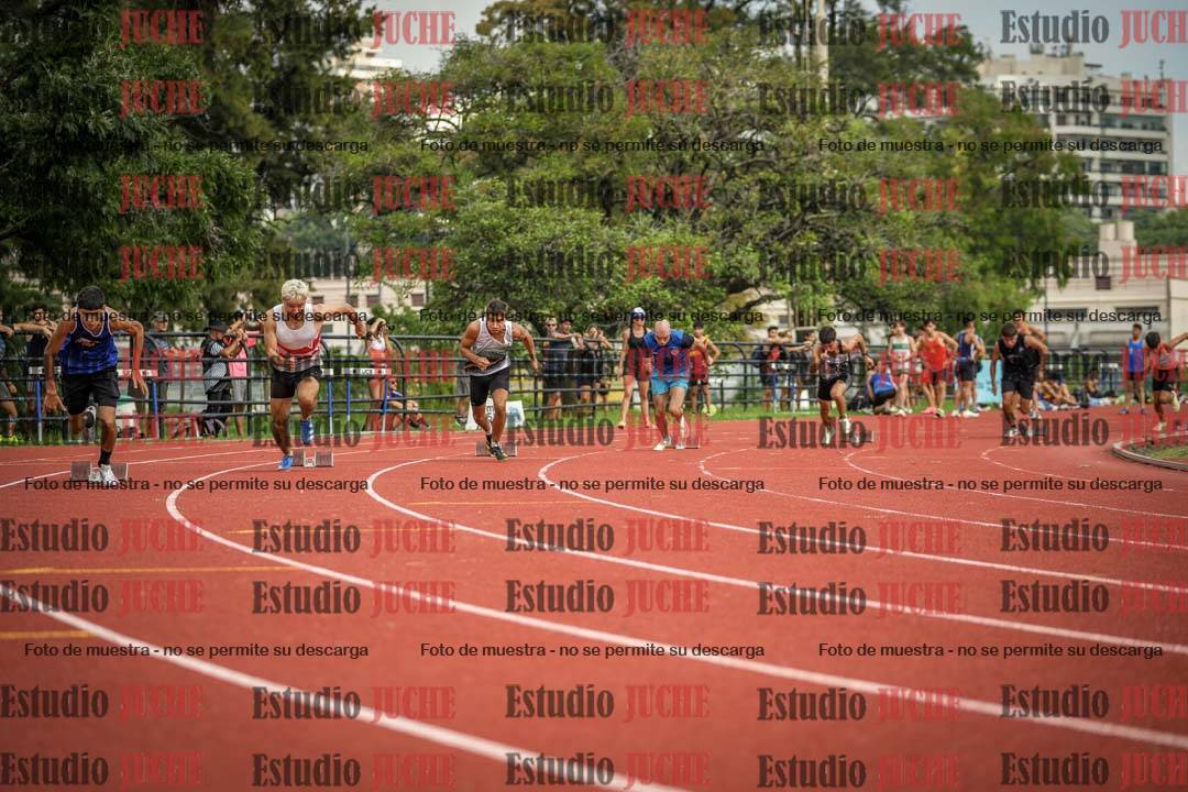 Fotos de los 200 m llanos de varones
