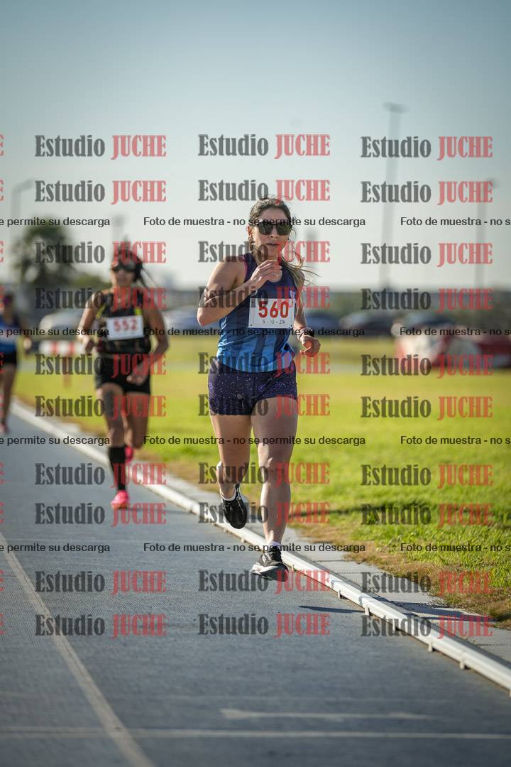 Fotos de los 1500 m llanos de mujeres