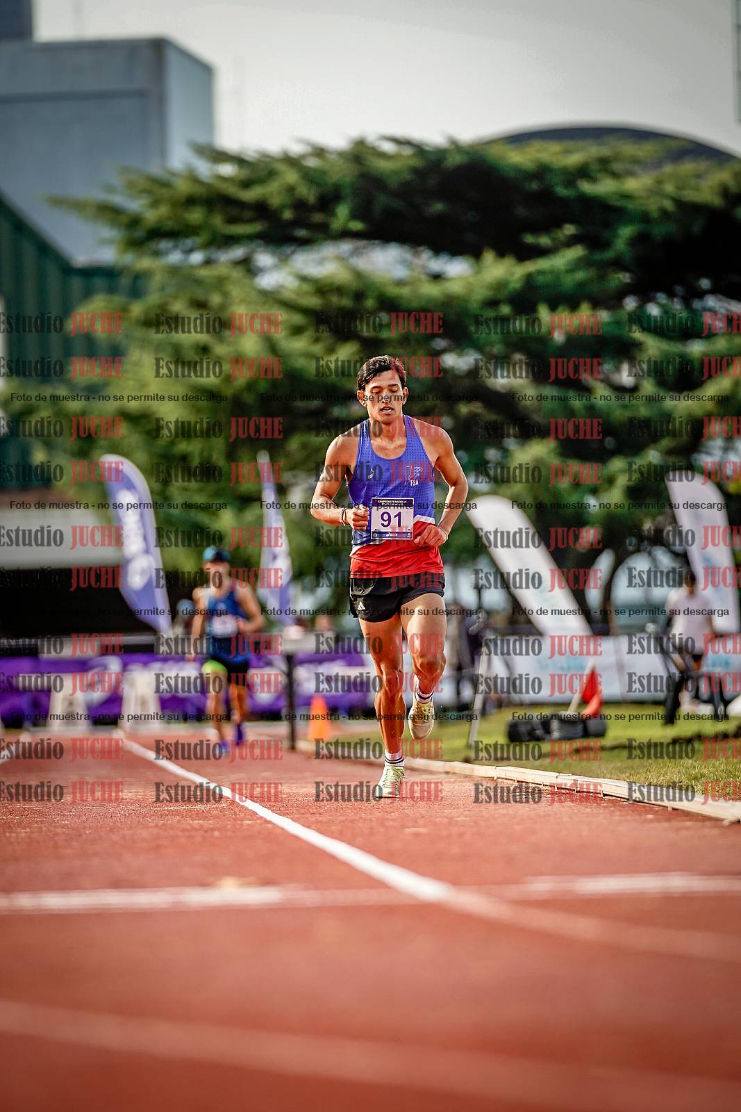 Fotos de los 3000 m con obstáculos de varones