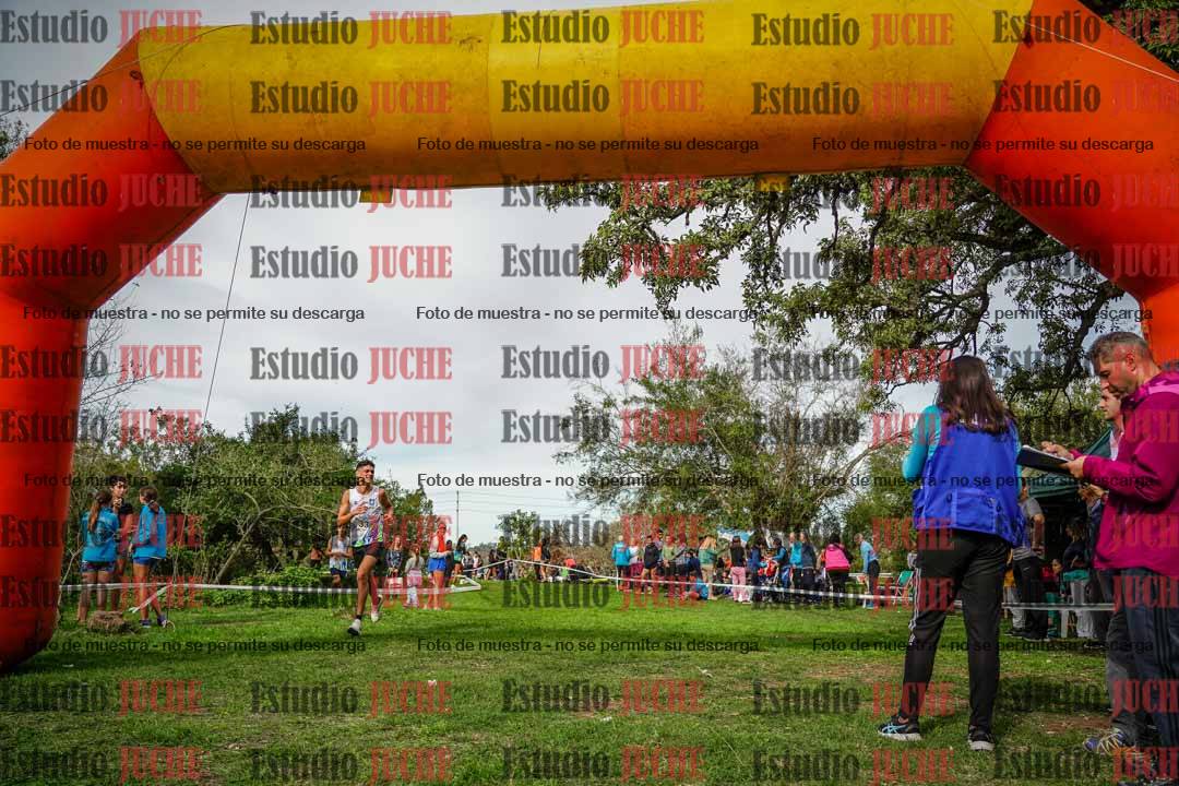 Fotos de la llegada del cross de 8000 m