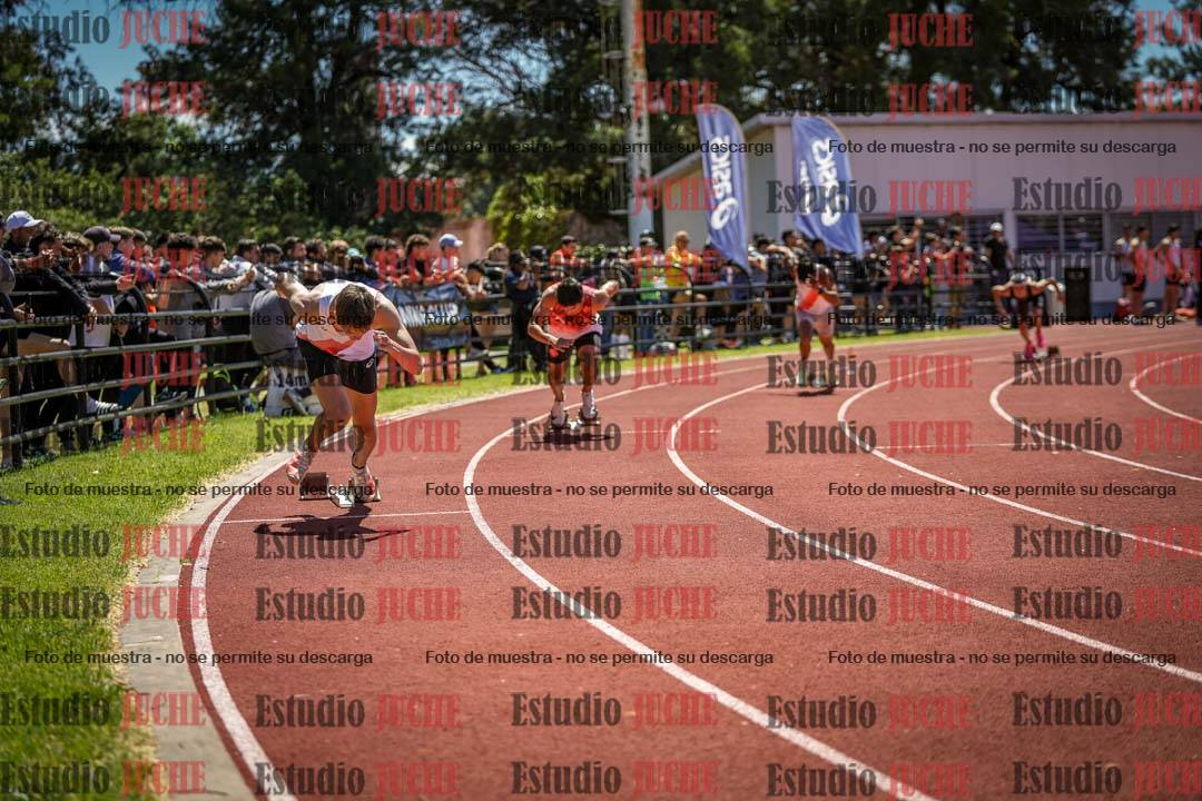 Fotos de los 400 m llanos de varones