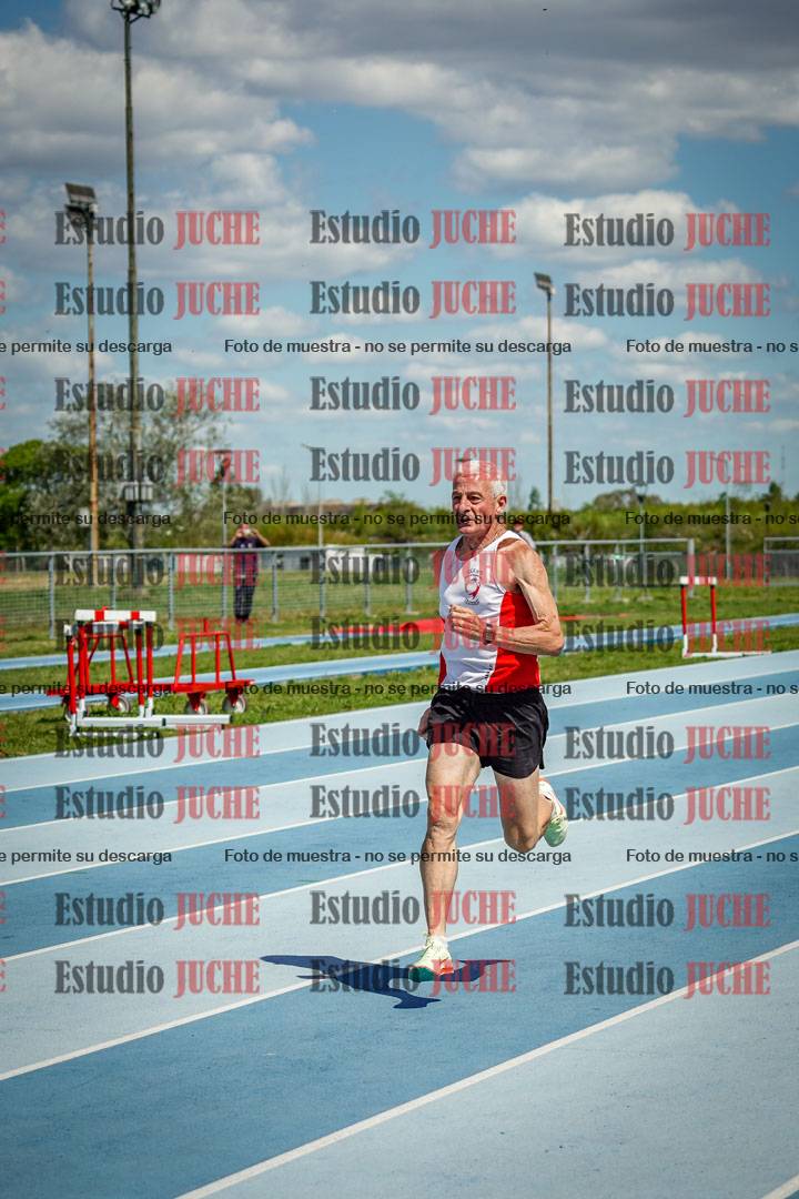 Fotos de los 400 m llanos de varones
