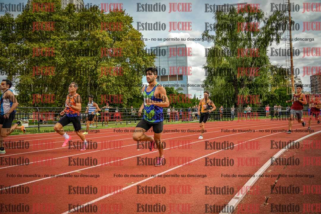 Fotos de los 800 m de varones