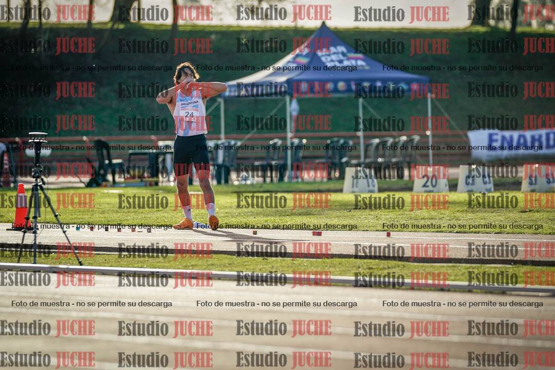 Fotos del salto en largo de varones - FINAL