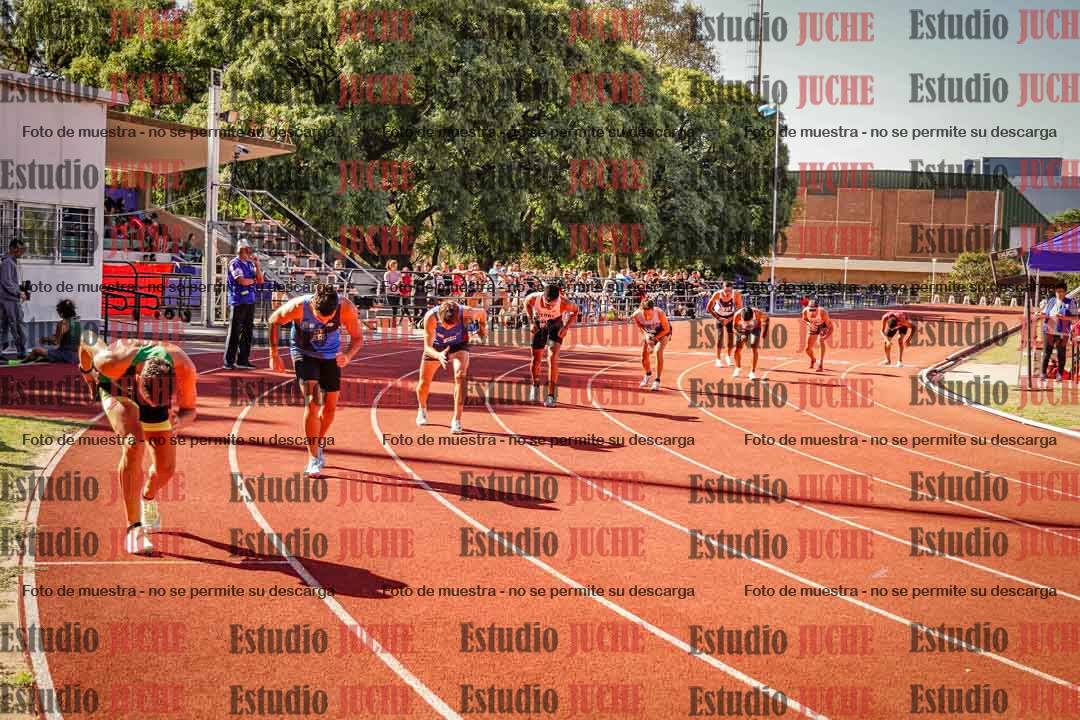 Fotos de los 800 m llanos de varones